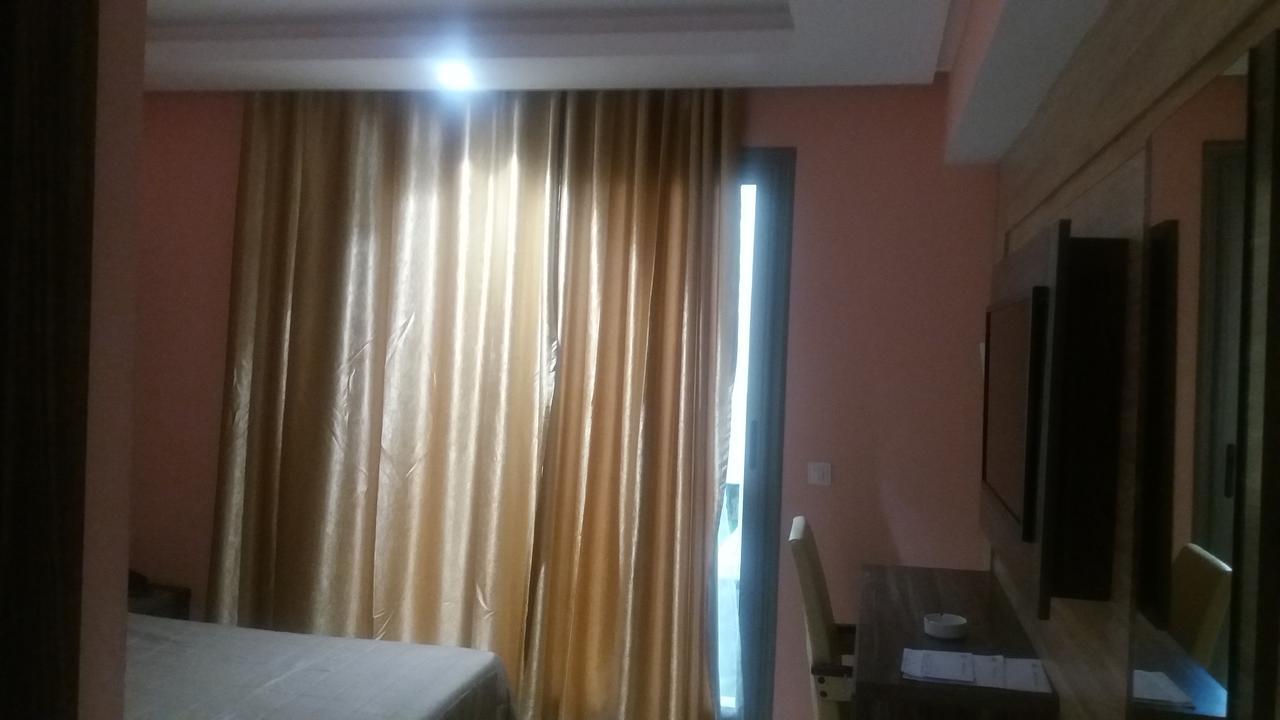 Hotel Matous Tunisi Camera foto