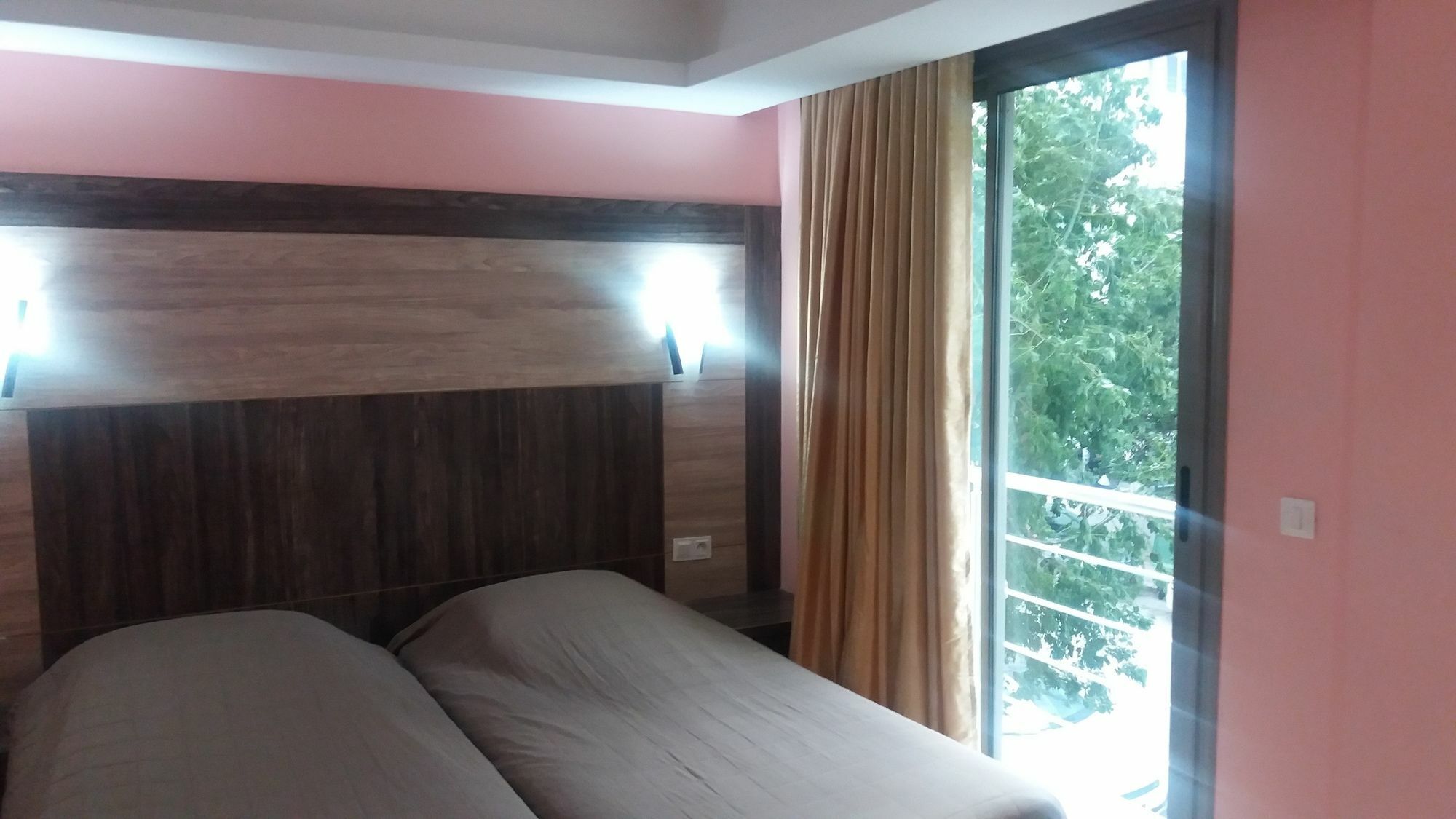 Hotel Matous Tunisi Esterno foto